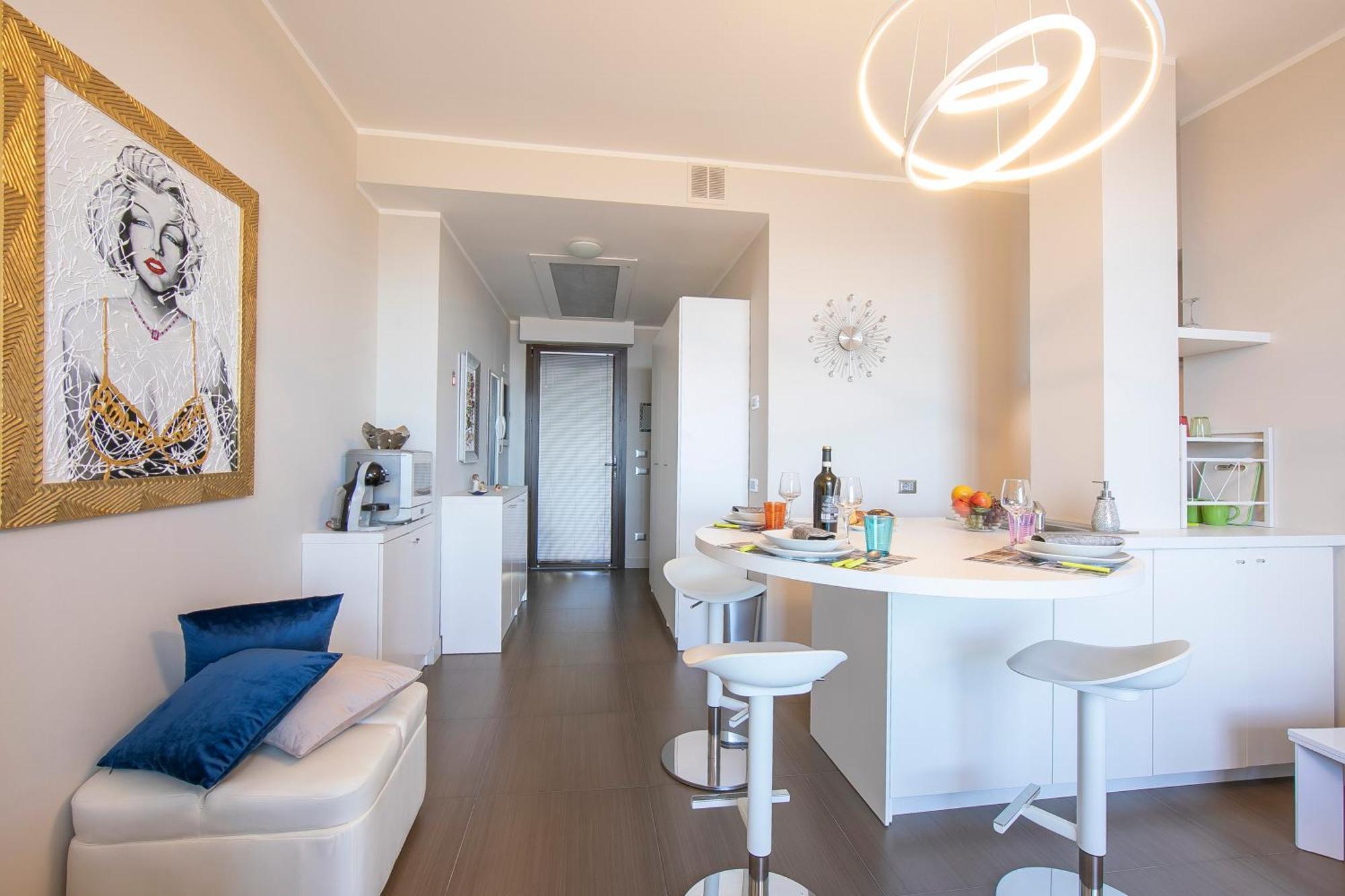 Suite On The Lake - Happy Rentals Meina Eksteriør bilde