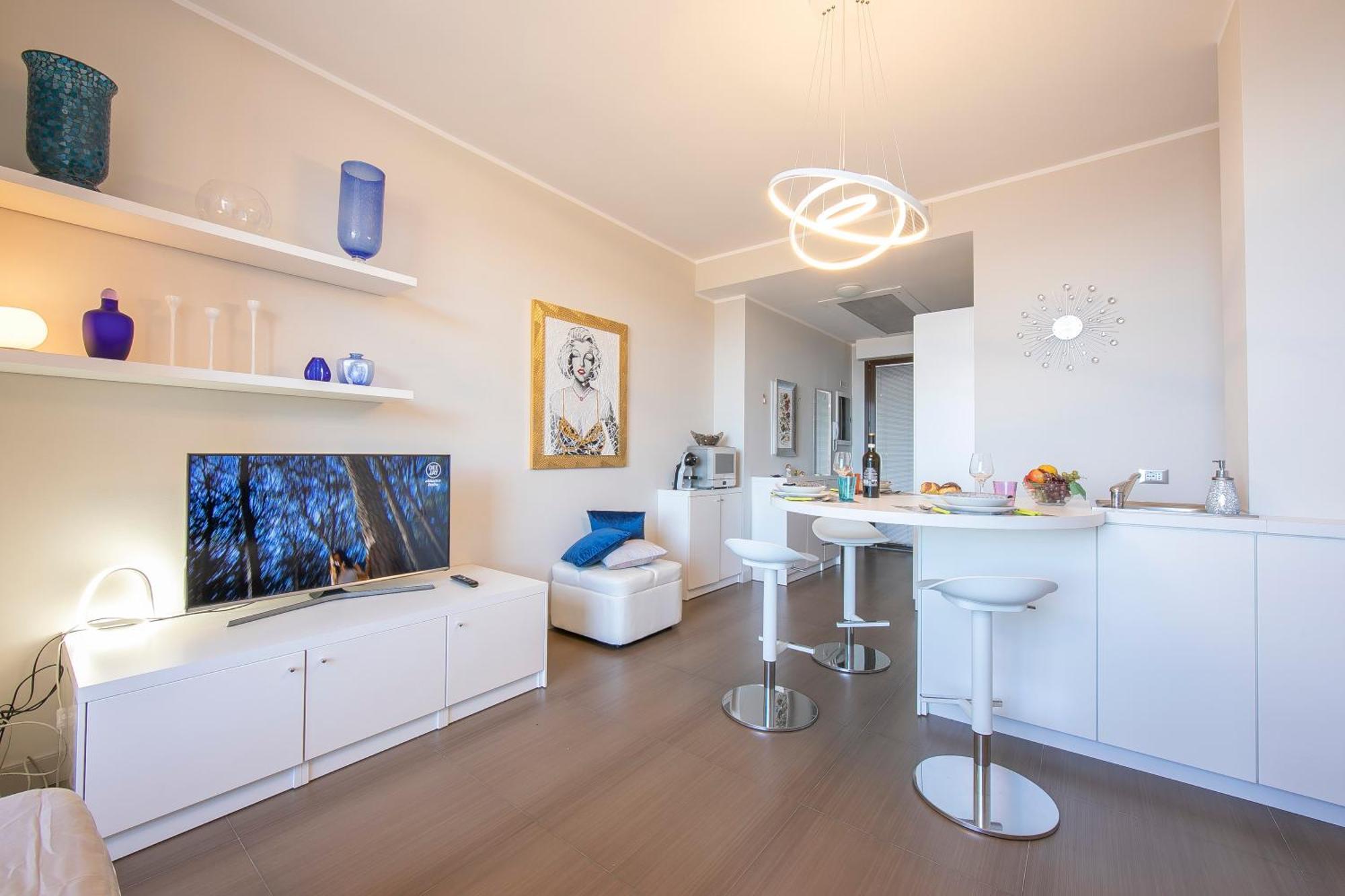 Suite On The Lake - Happy Rentals Meina Eksteriør bilde
